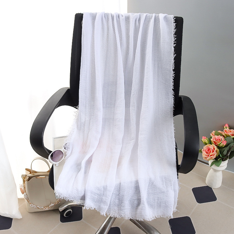 G245 Jilbab Voile Lembut Dan Bernapas