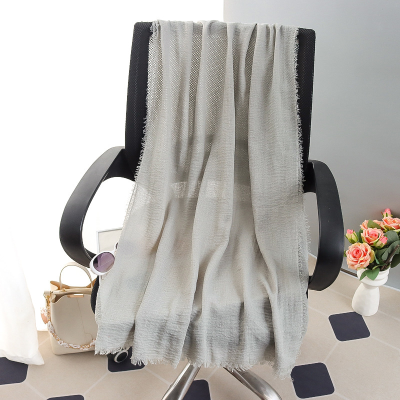 G245 Jilbab Voile Lembut Dan Bernapas