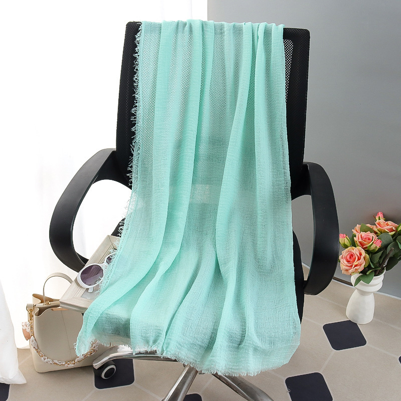 G245 Jilbab Voile Lembut Dan Bernapas