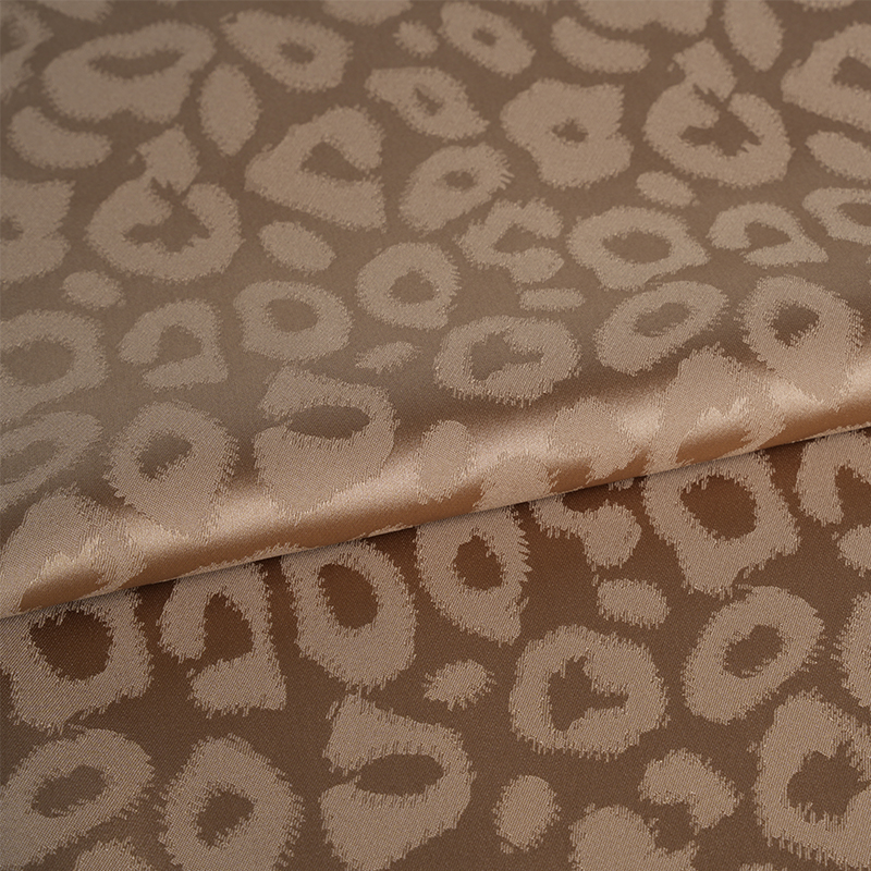 50/75 Peregangan Satin Leopard Jacquard