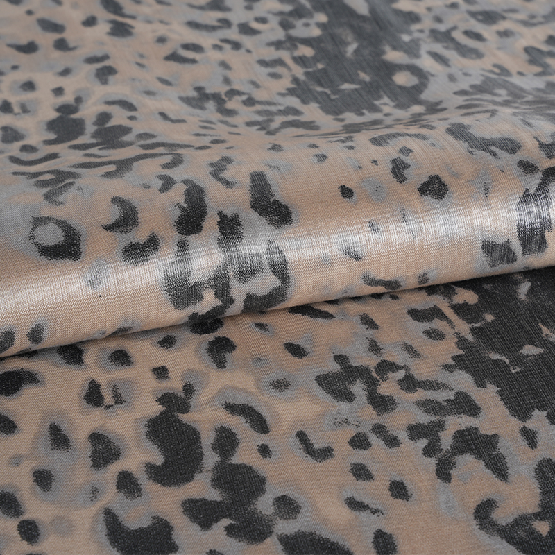 Kain Motif Macan Tutul Kecil Katun Emas Tebal 20d*21s