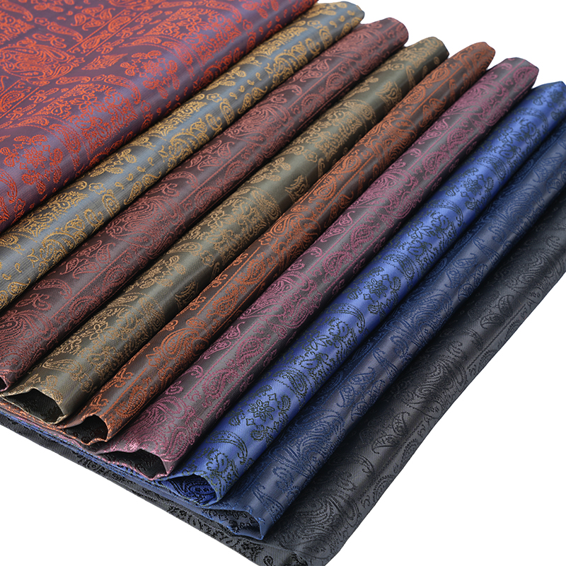 Posisi PV Pipa Persegi Bunga Jacquard