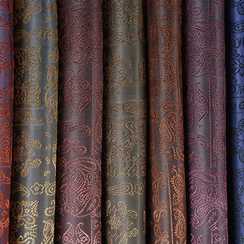 Posisi PV Pipa Persegi Bunga Jacquard