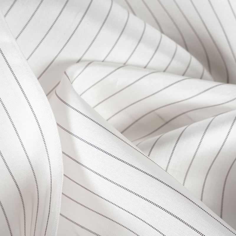 Kain Lapisan Lengan Sutra