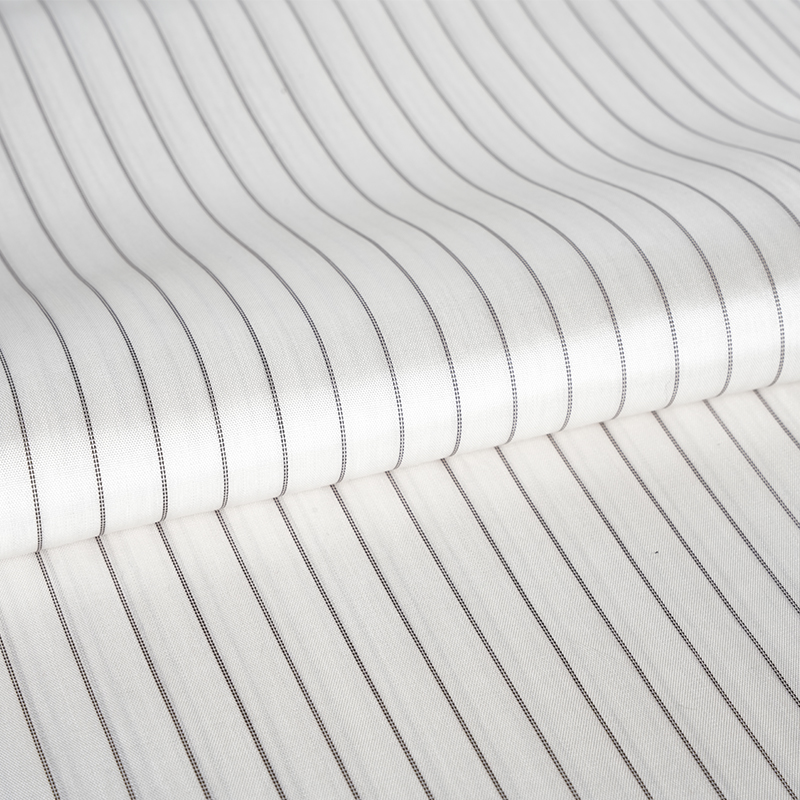 Kain Lapisan Lengan Sutra